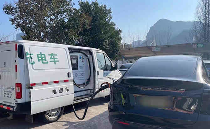 清城区汽车搭电