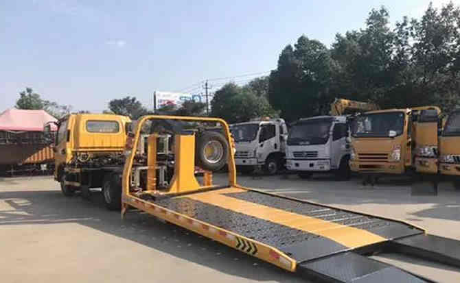 清城区汽车中途维修案例